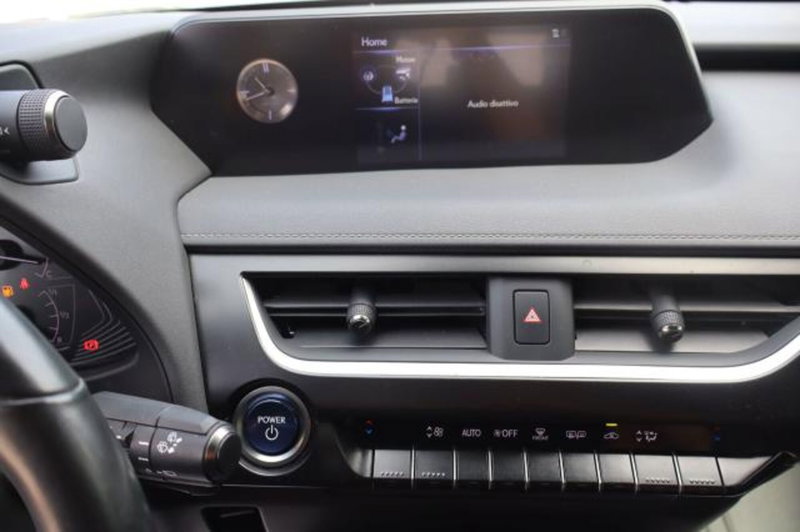 Lexus UX usata a Gorizia (4)
