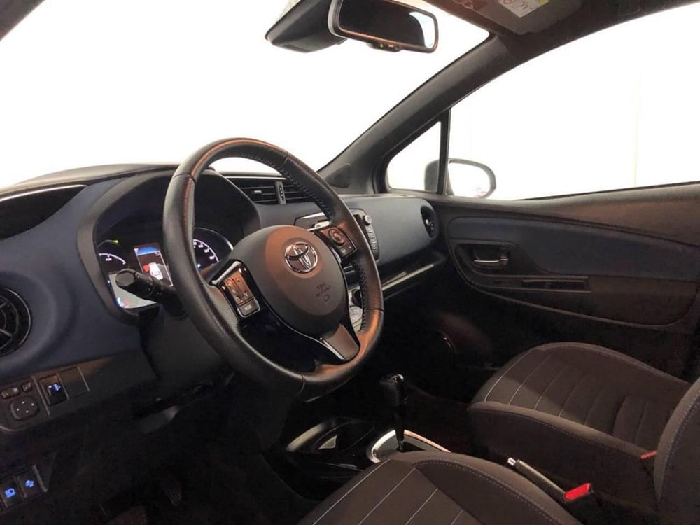 Toyota Yaris usata a Torino (10)