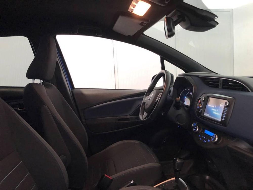 Toyota Yaris usata a Torino (7)