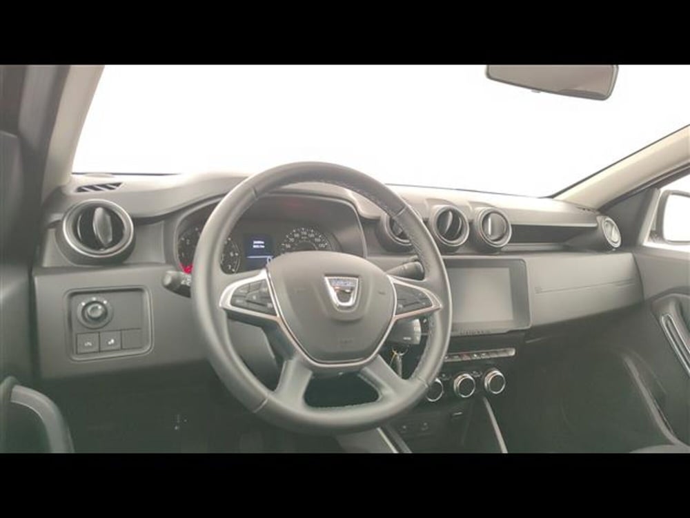 Dacia Duster usata a Milano (8)