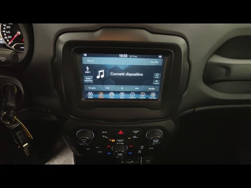 Jeep Renegade usata a Milano (14)
