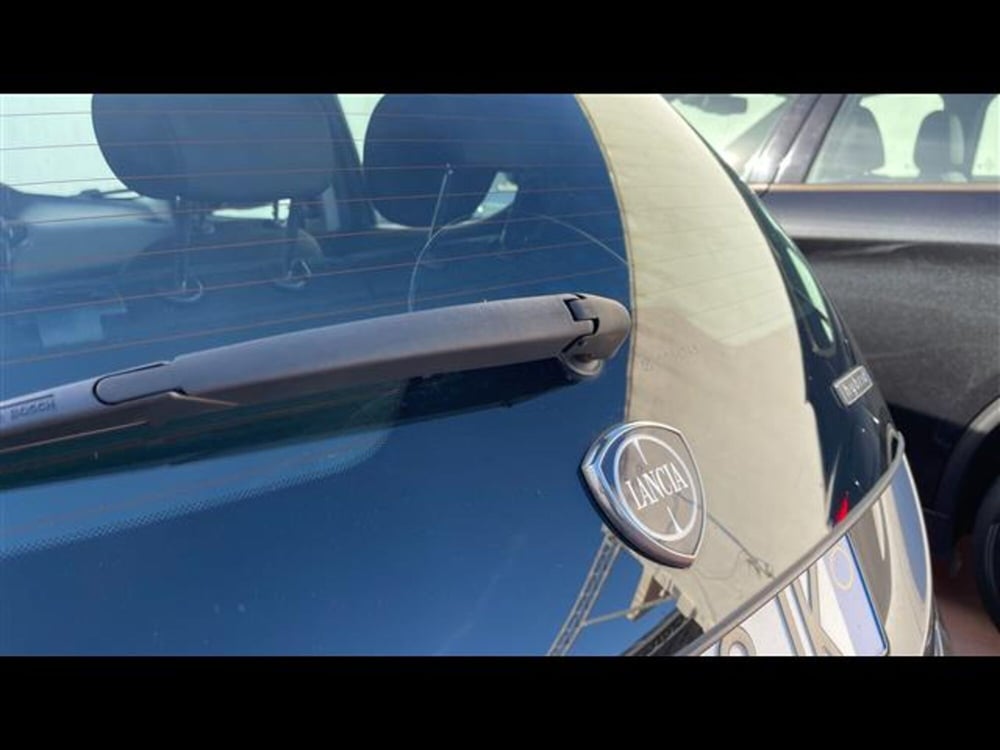 Lancia Ypsilon usata a Lecce (13)