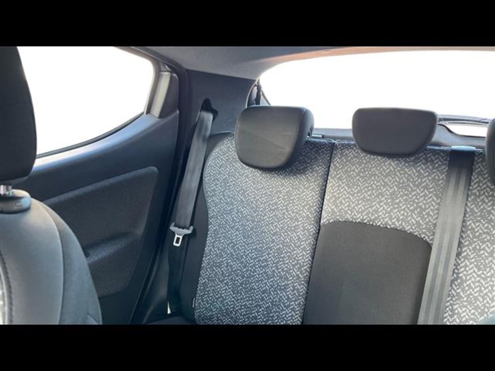 Lancia Ypsilon usata a Lecce (8)