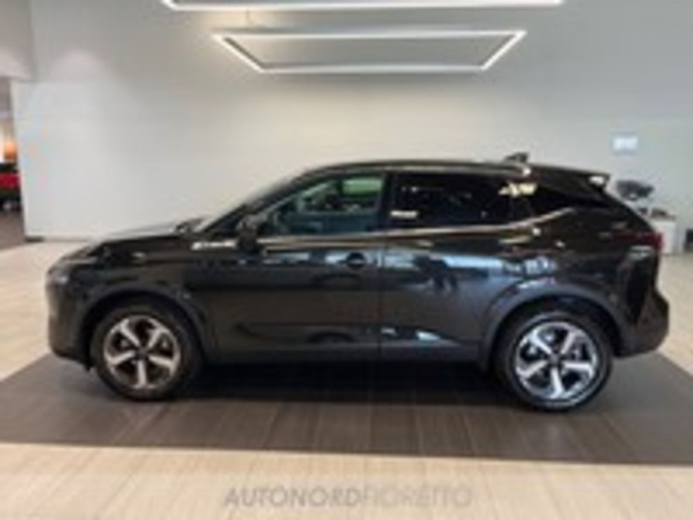 Nissan Qashqai usata a Udine (2)