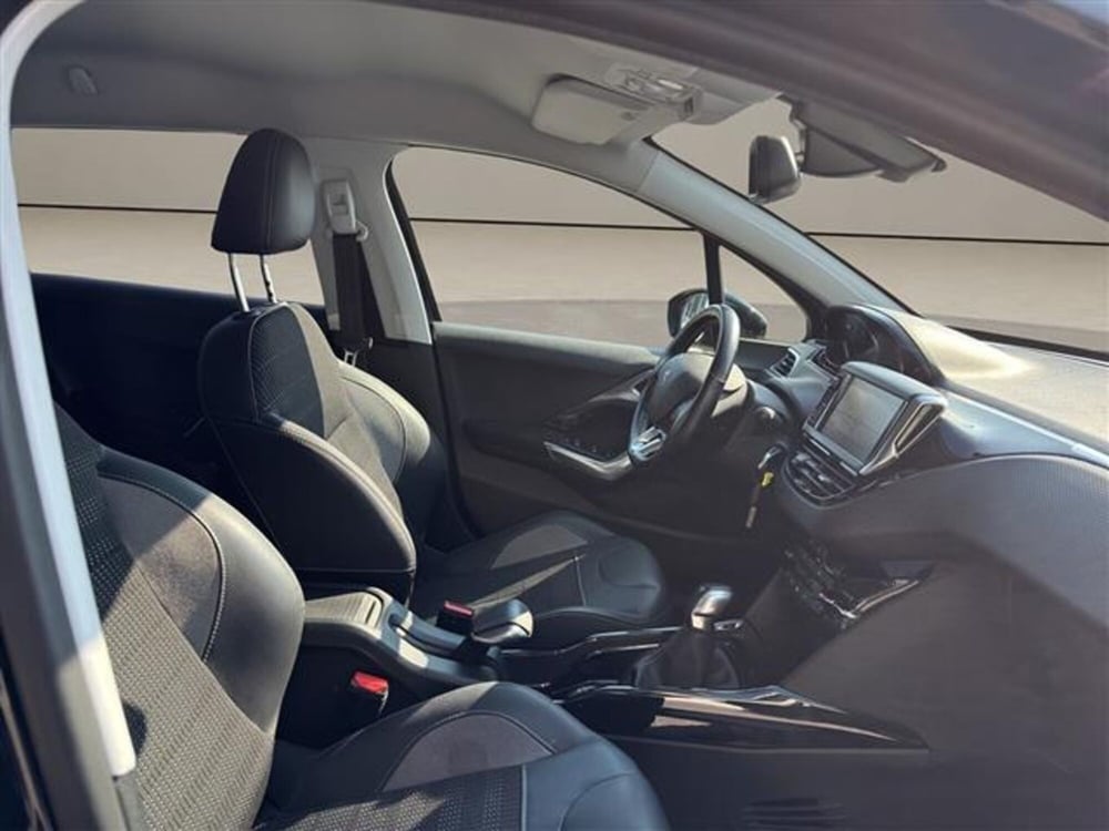 Peugeot 2008 usata a Mantova (15)