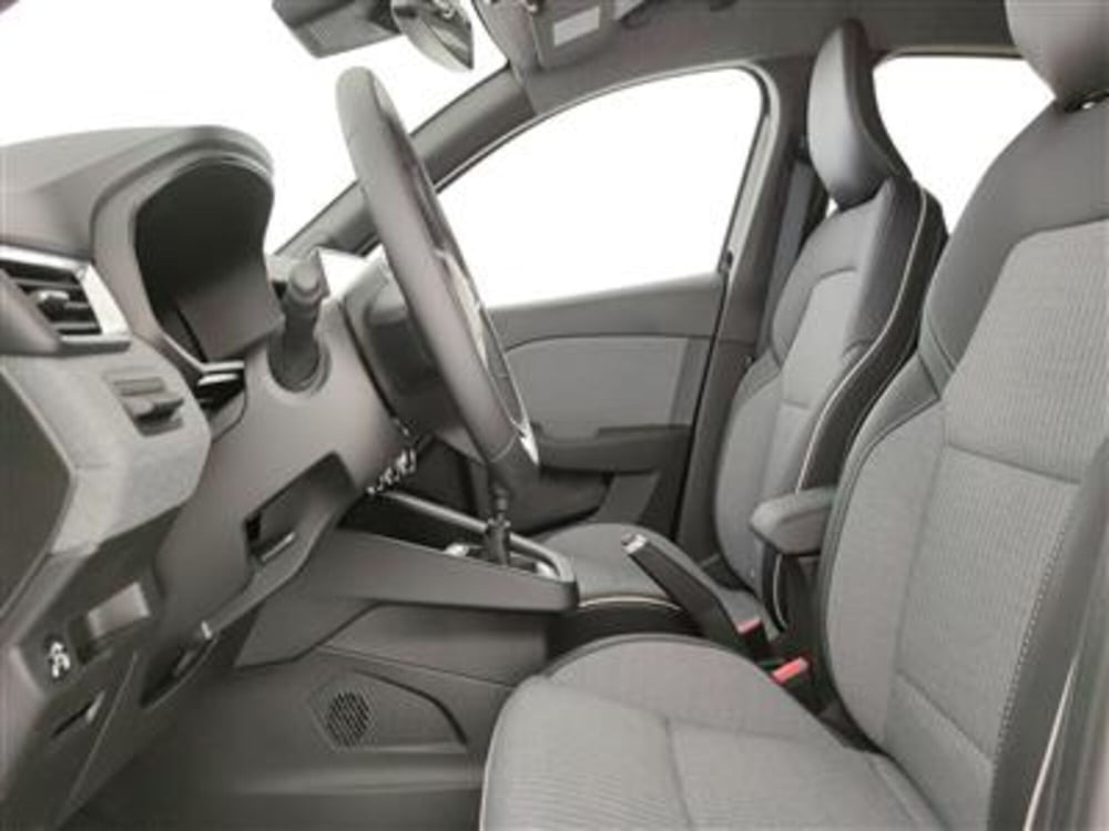 Renault Clio nuova a Bari (13)