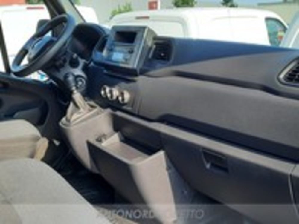 Renault Master Furgone usata a Udine (6)