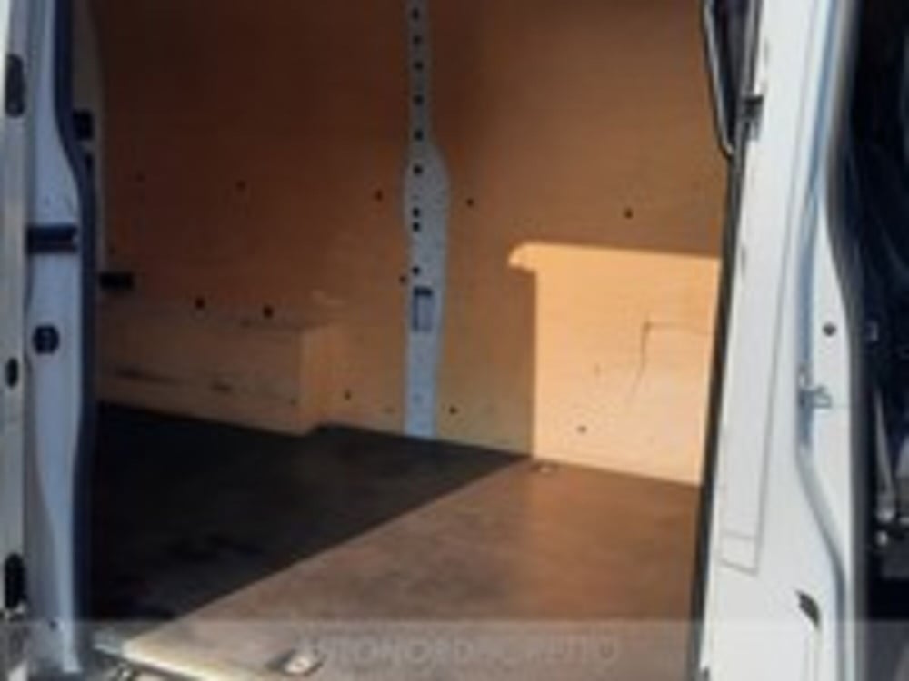 Renault Master Furgone usata a Udine (9)