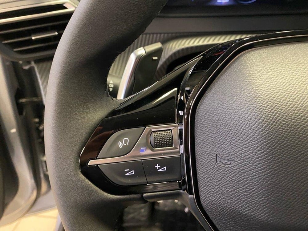 Peugeot 208 nuova a Torino (13)
