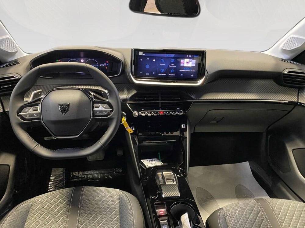 Peugeot 208 nuova a Torino (6)
