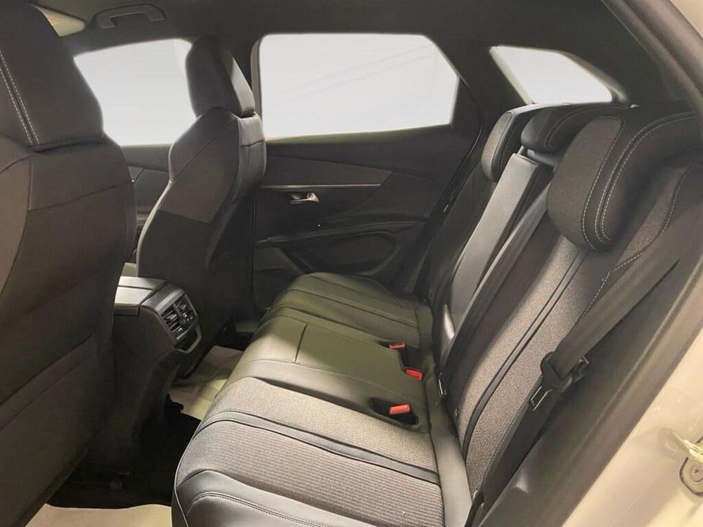 Peugeot 3008 nuova a Torino (8)