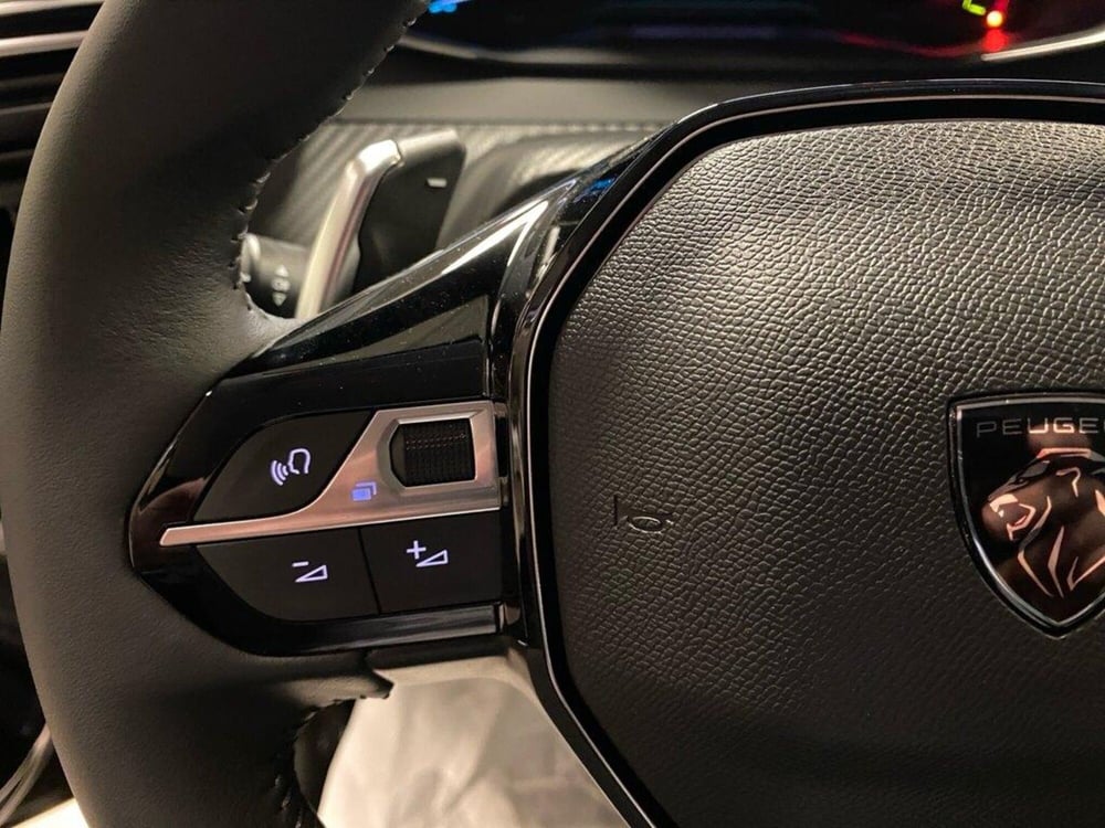 Peugeot 208 nuova a Torino (13)