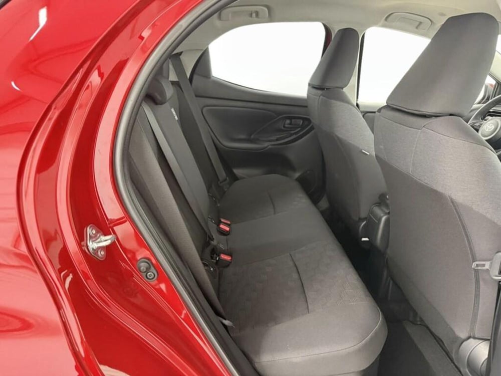 Toyota Yaris Cross nuova a Monza e Brianza (10)