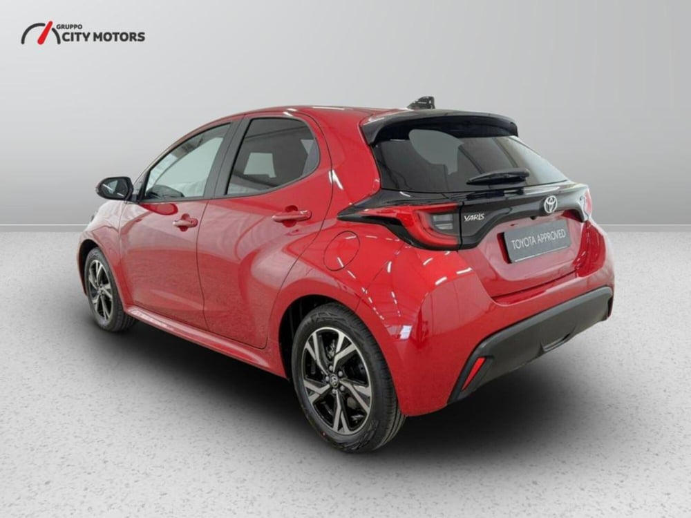Toyota Yaris Cross nuova a Monza e Brianza (4)