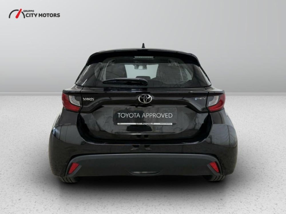 Toyota Yaris Cross nuova a Monza e Brianza (5)