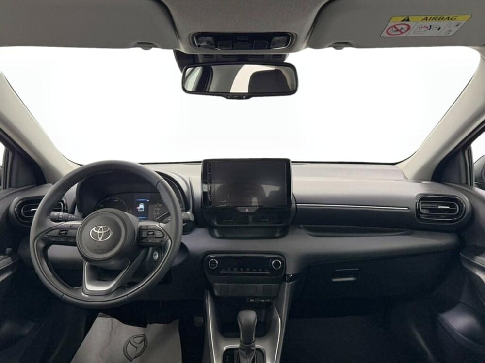 Toyota Yaris Cross nuova a Monza e Brianza (8)