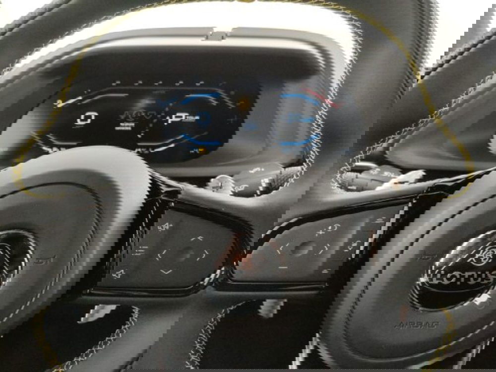 Lotus Emira nuova a Modena (11)