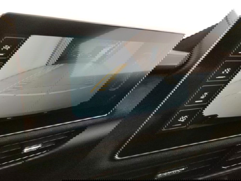 Lotus Emira nuova a Modena (16)