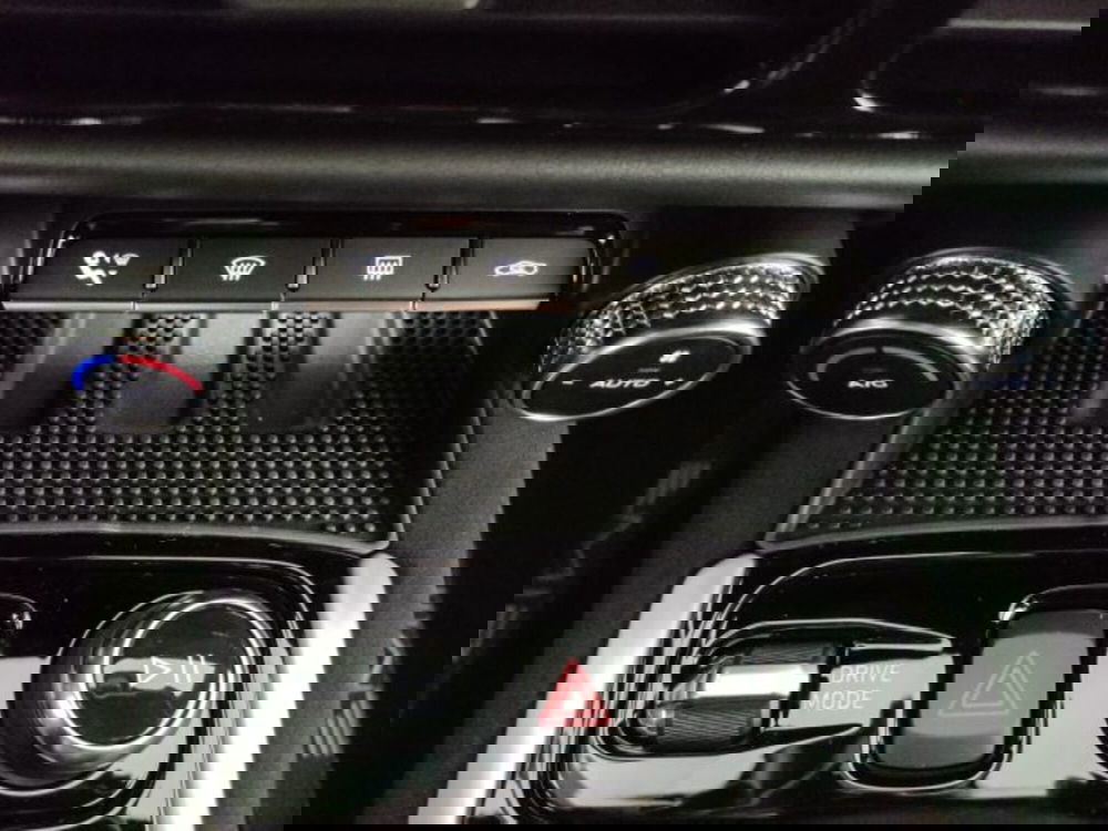 Lotus Emira nuova a Modena (19)