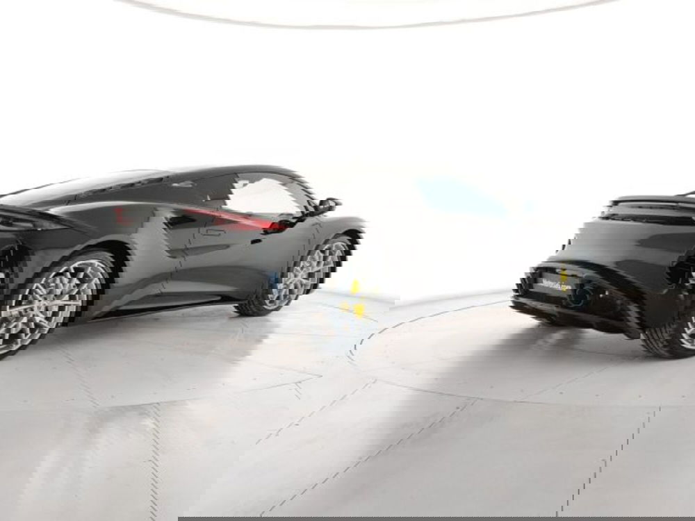 Lotus Emira nuova a Modena (5)