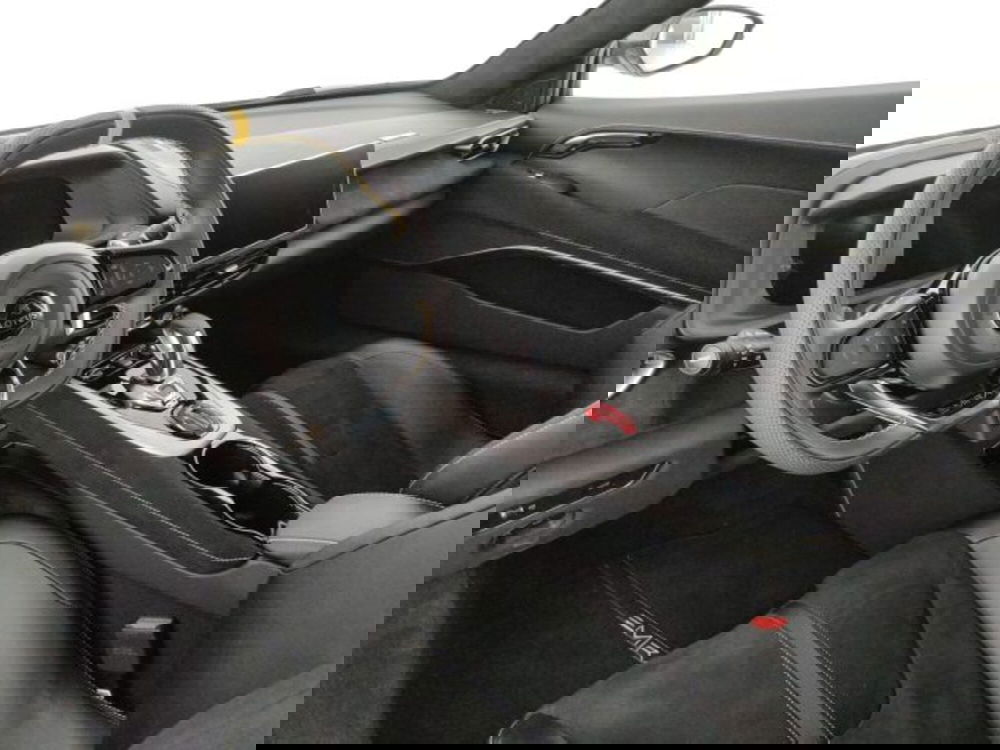 Lotus Emira nuova a Modena (9)