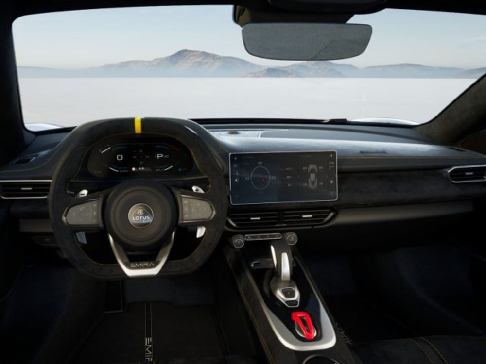 Lotus Emira nuova a Modena (20)