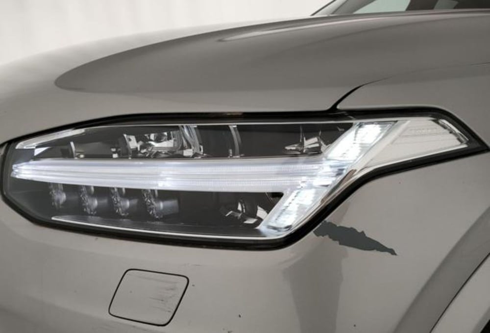 Volvo XC90 usata a Modena (9)