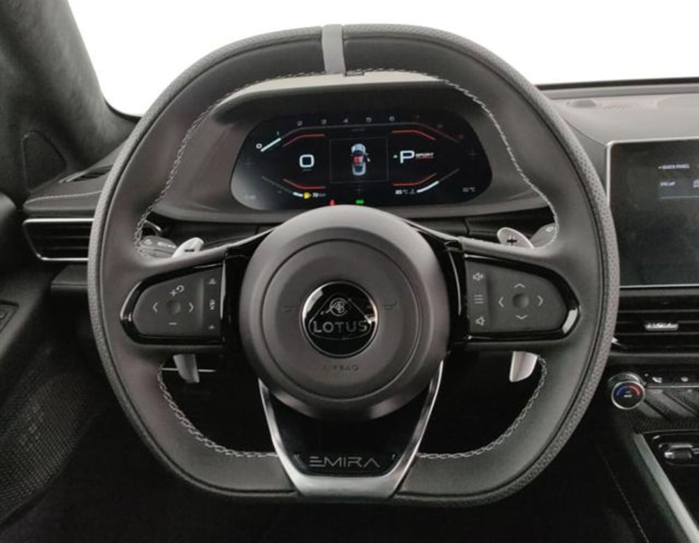 Lotus Emira nuova a Modena (18)