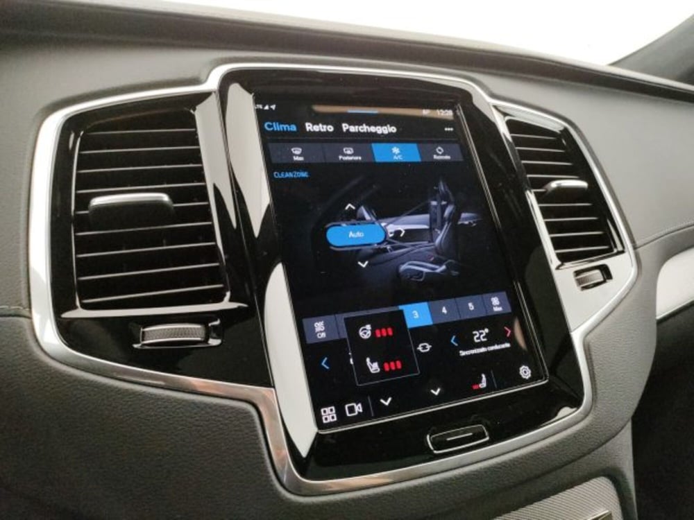 Volvo XC90 usata a Modena (16)