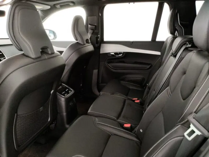 Volvo XC90 usata a Modena (9)