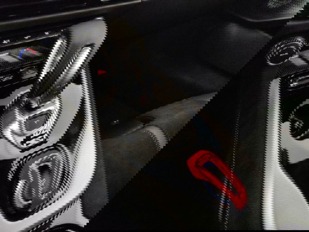 Lotus Emira nuova a Modena (12)