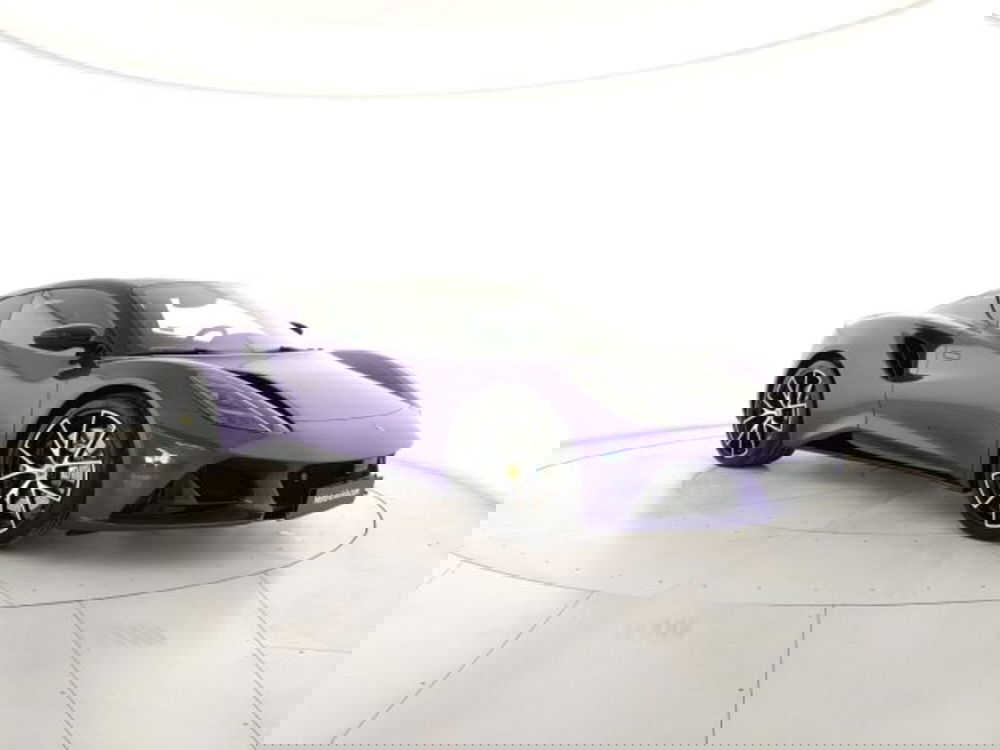 Lotus Emira nuova a Modena (5)