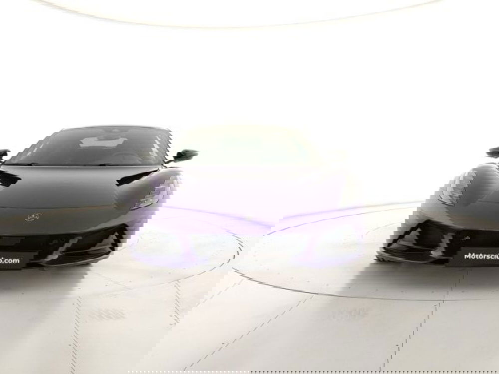 Lotus Emira nuova a Modena (6)