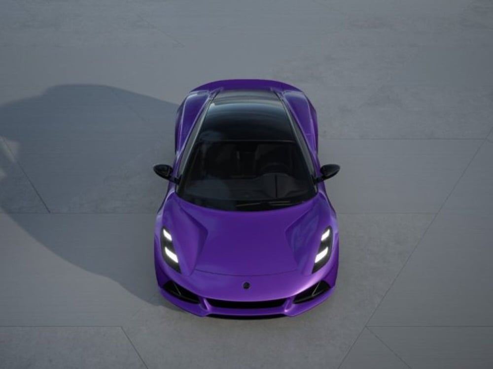 Lotus Emira nuova a Modena (11)