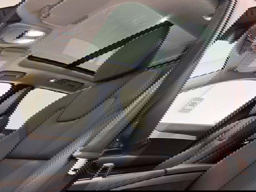 Volvo XC90 nuova a Modena (18)