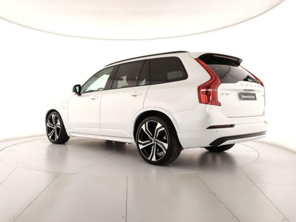 Volvo XC90 nuova a Modena (3)