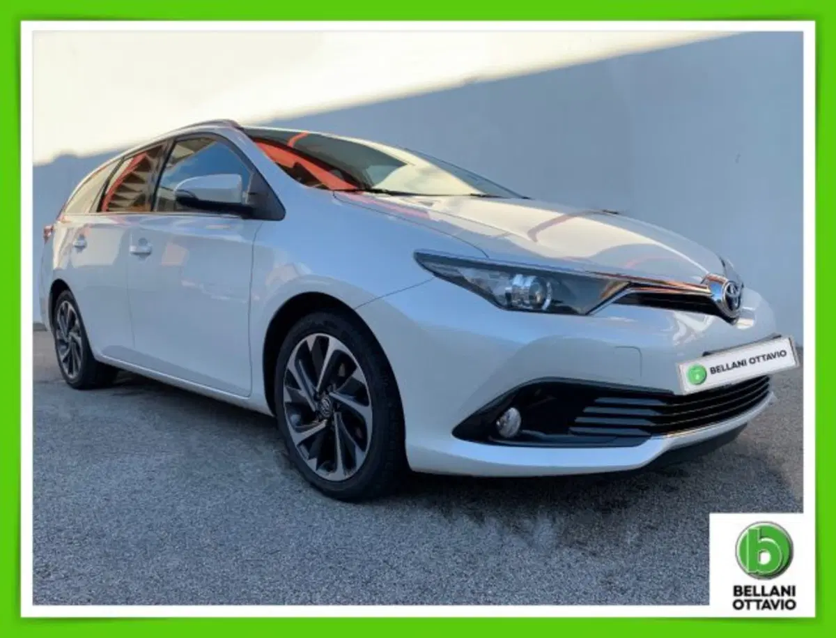 Toyota Auris Station Wagon usata a Belluno