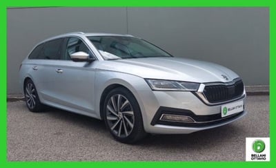 Skoda Octavia Station Wagon 2.0 TDI EVO SCR 150 CV DSG 4x4 Wagon Executive del 2020 usata a Feltre