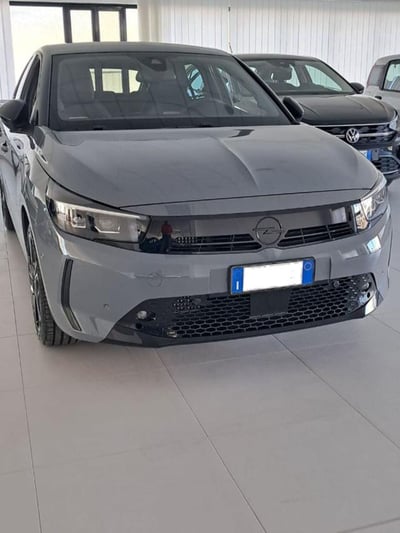 Opel Corsa 1.2 hybrid Ultimate 100cv dct6 del 2024 usata a Monte di Procida
