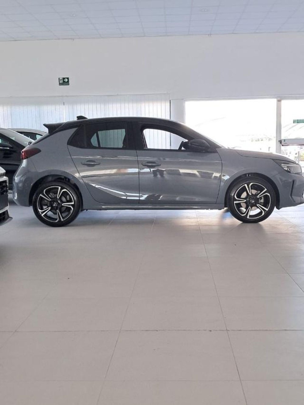 Opel Corsa usata a Napoli (4)
