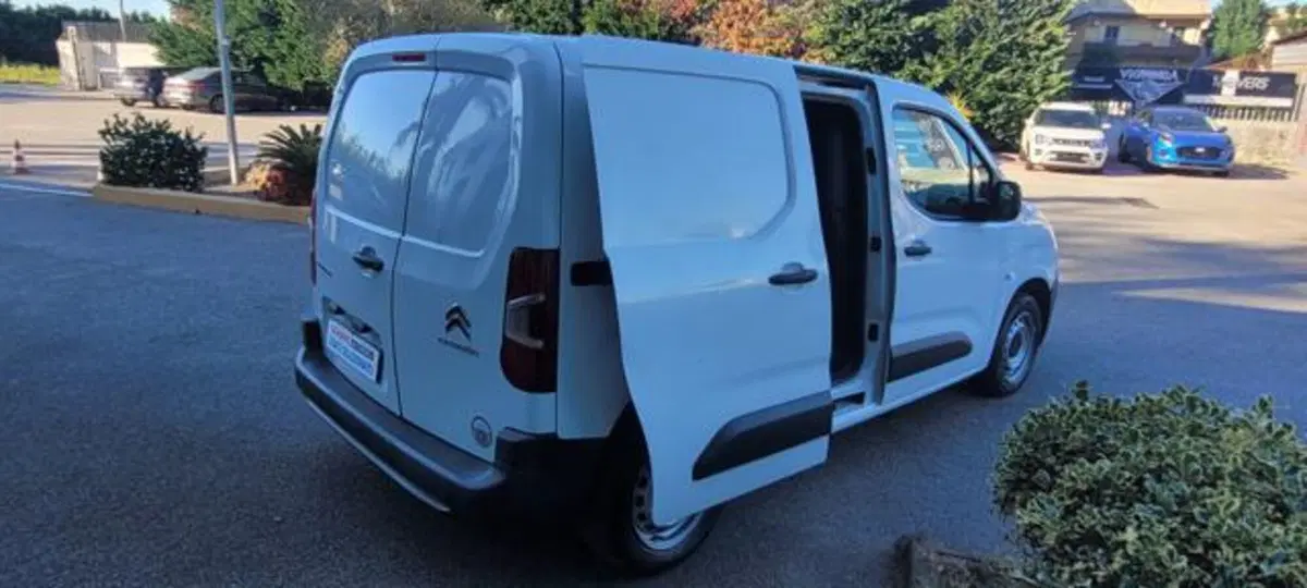 Citroen Berlingo usata a Napoli (4)