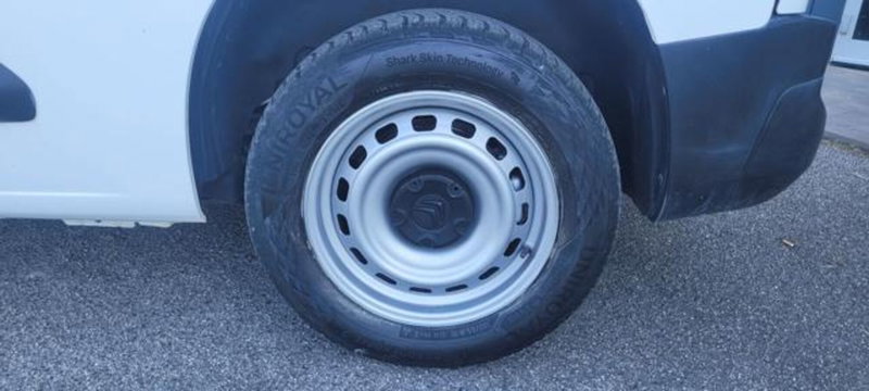 Citroen Berlingo usata a Napoli (5)