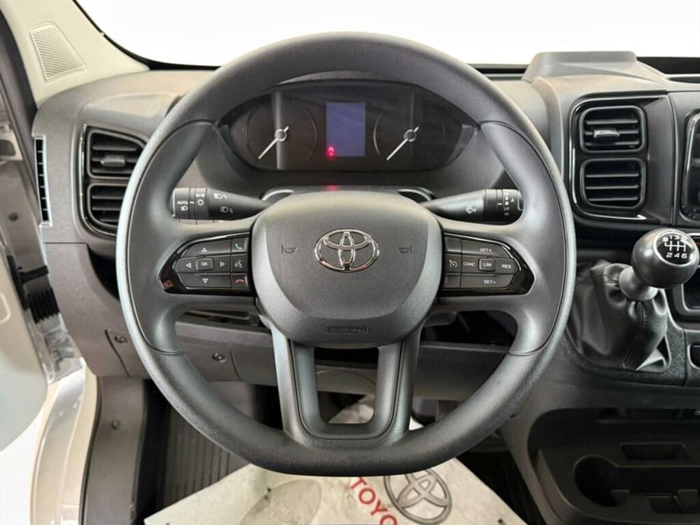 Toyota Proace Max Furgone nuova a Monza e Brianza (6)