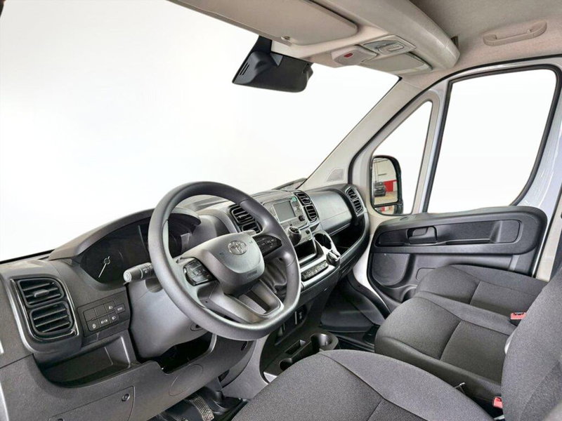 Toyota Proace Max Furgone nuova a Monza e Brianza (10)