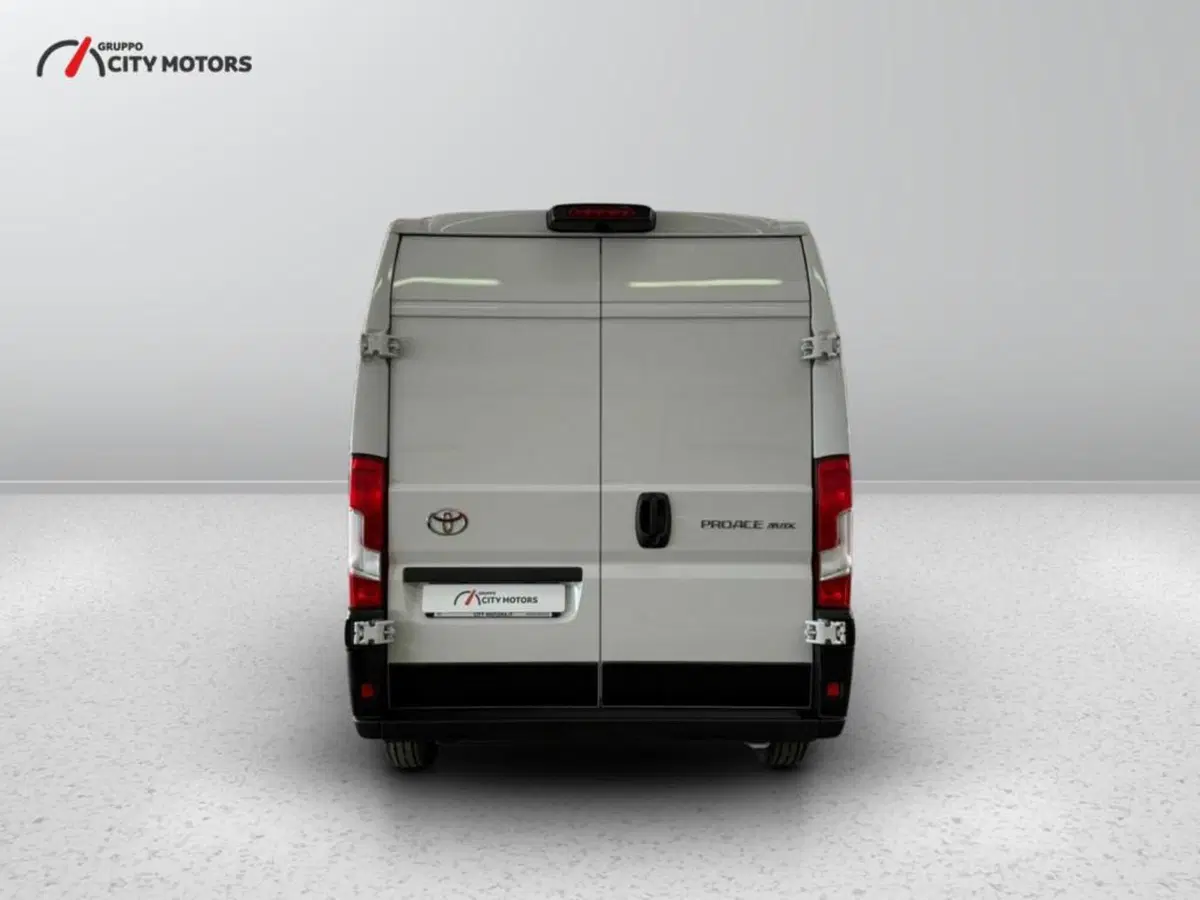 Toyota Proace Max Furgone nuova a Monza e Brianza (5)