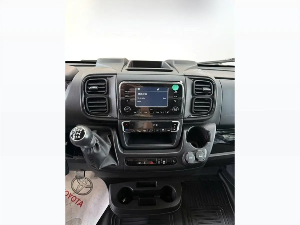 Toyota Proace Max Furgone nuova a Monza e Brianza (8)