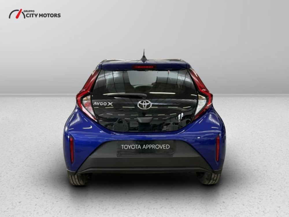 Toyota Aygo X nuova a Monza e Brianza (5)