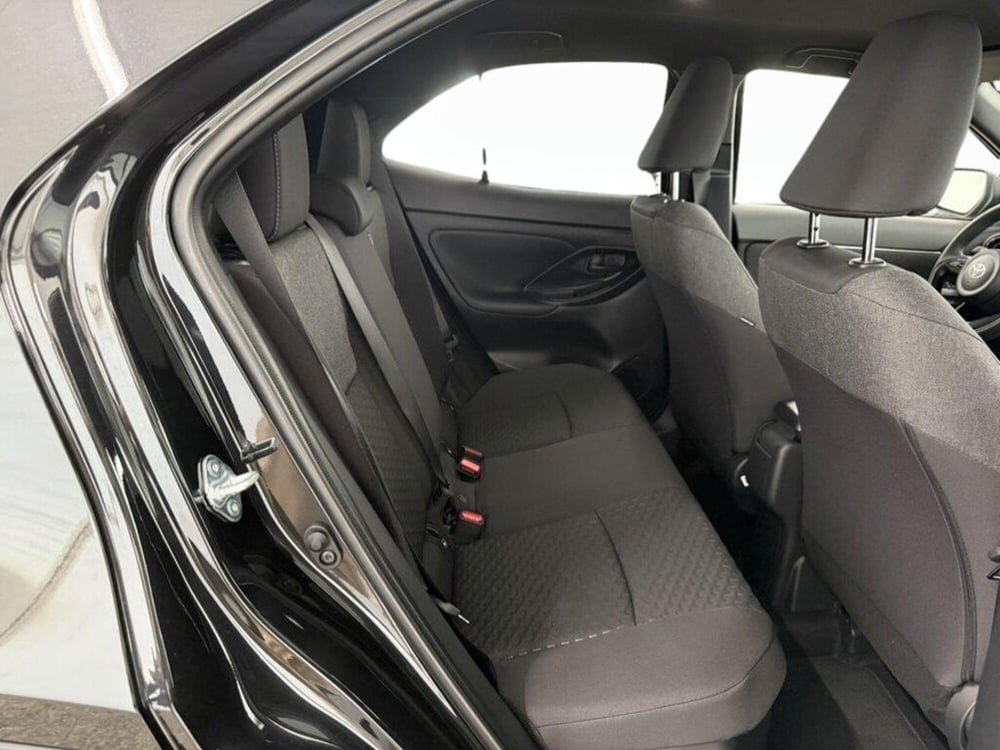 Toyota Yaris Cross nuova a Monza e Brianza (10)