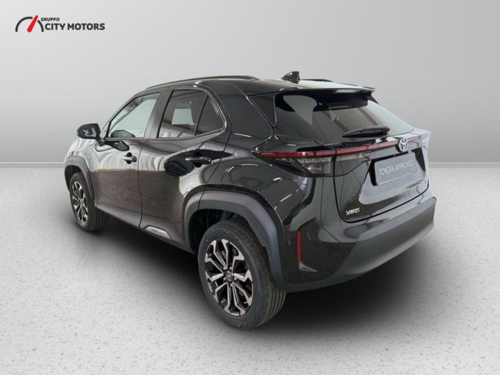 Toyota Yaris Cross nuova a Monza e Brianza (4)