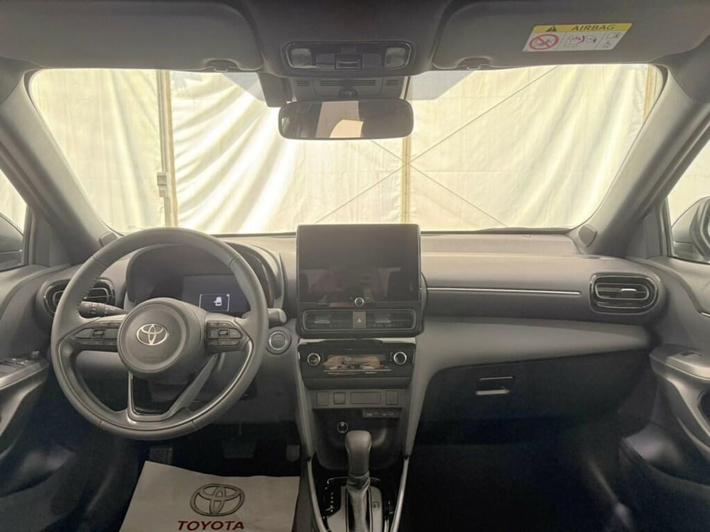 Toyota Yaris Cross nuova a Monza e Brianza (8)